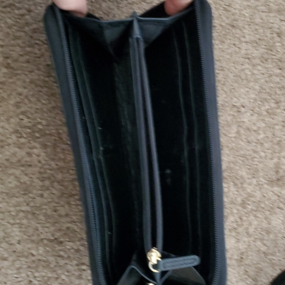 Wallet - Picture 2 of 6